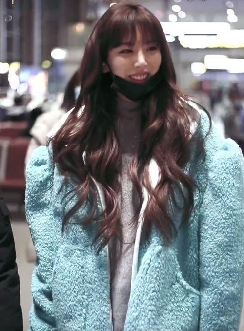 雪儿手机在线观看,畅享冬日浪漫,共赴冰雪之约 第3张 雪儿手机在线观看,畅享冬日浪漫,共赴冰雪之约 第3张