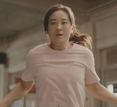 贾玲爆料剧情视频大全,剧情视频大全幕后揭秘,笑料百出!